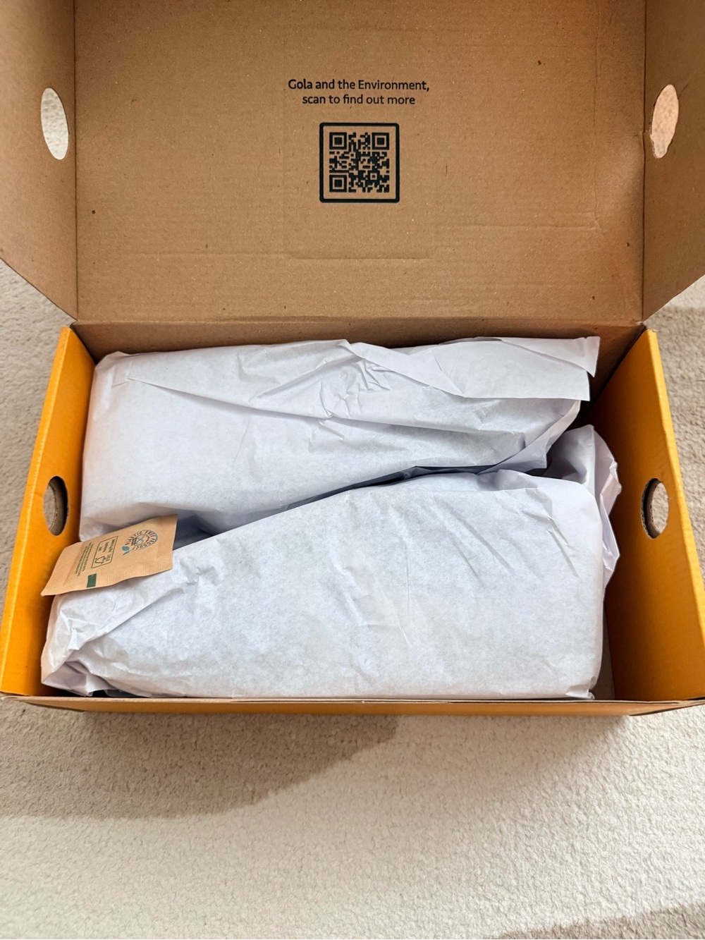 NWT Gola Bullet Pure Sneakers Black White Gum New in Box - Picture 7 of 8